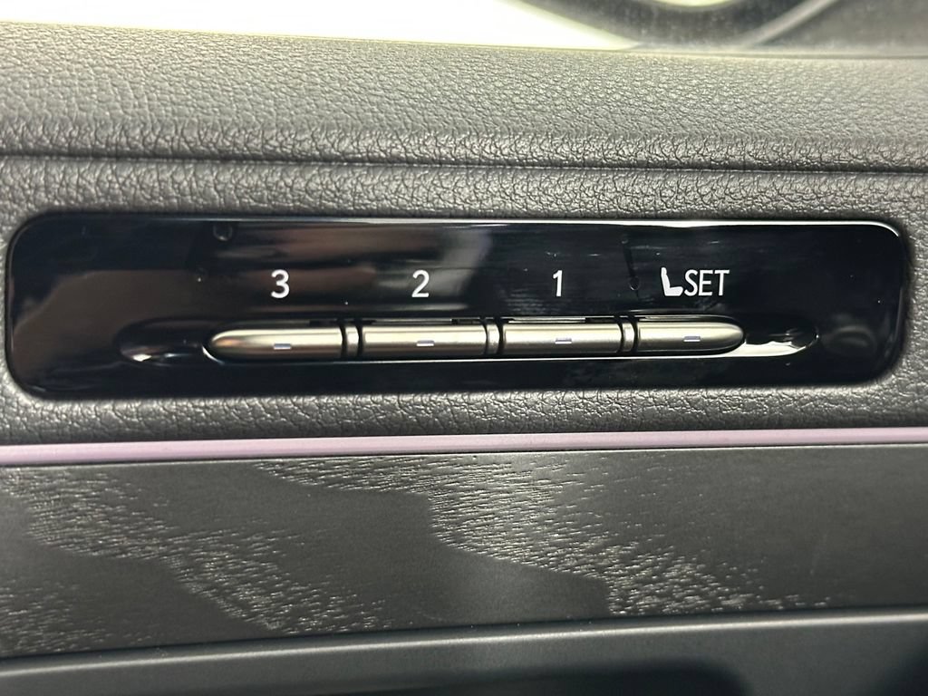 New 2026 Lexus LX 700h Luxury AWD/4WD image 40
