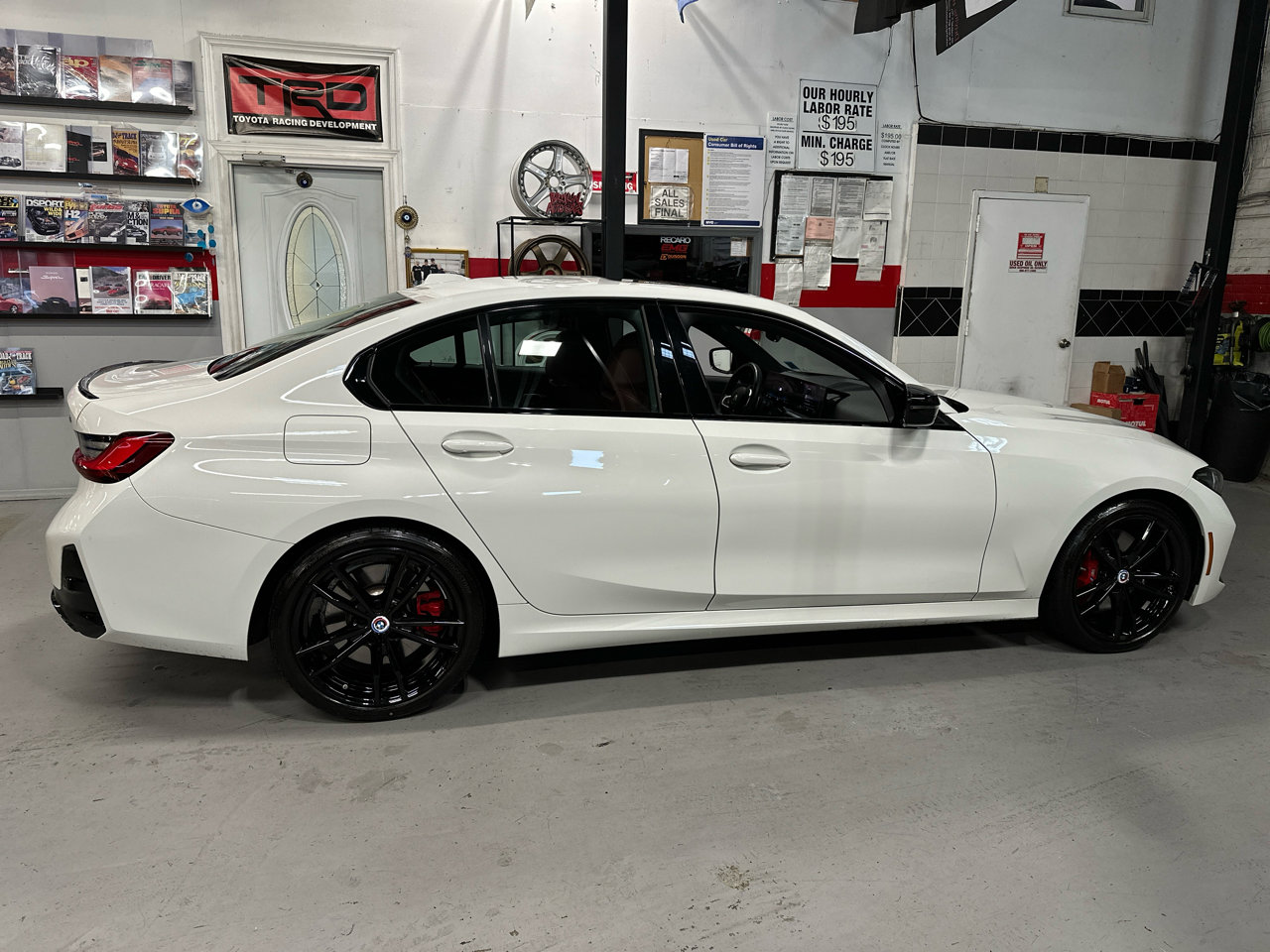 Used 2023 BMW M340i xDrive w/ Premium Package image 4