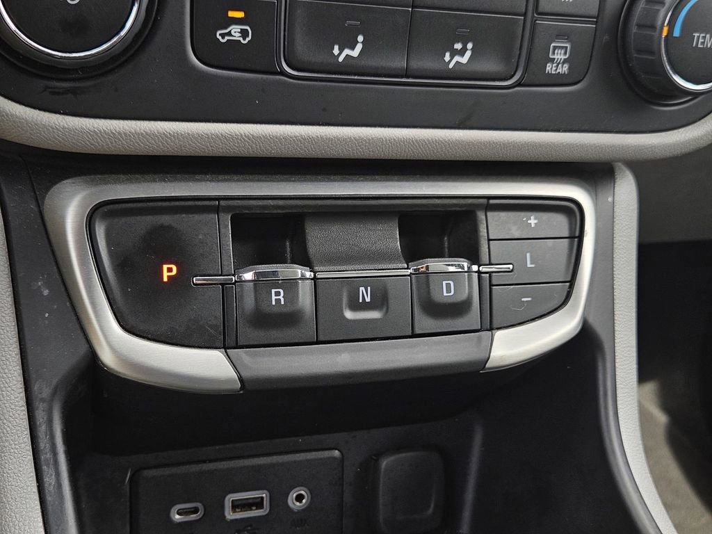 Used 2024 GMC Terrain SLE FWD image 23