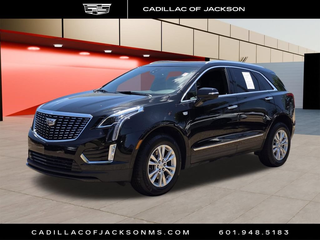 Certified 2025 Cadillac XT5 Luxury FWD image 1