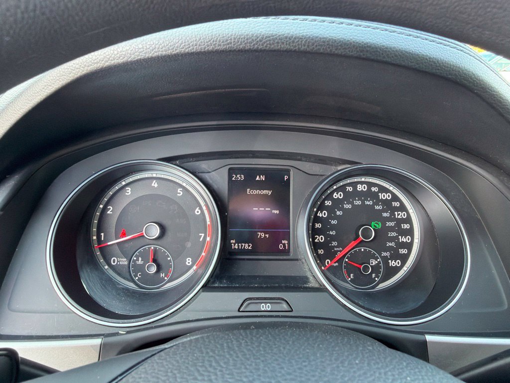 Used 2018 Volkswagen Atlas Launch Edition AWD/4WD image 23