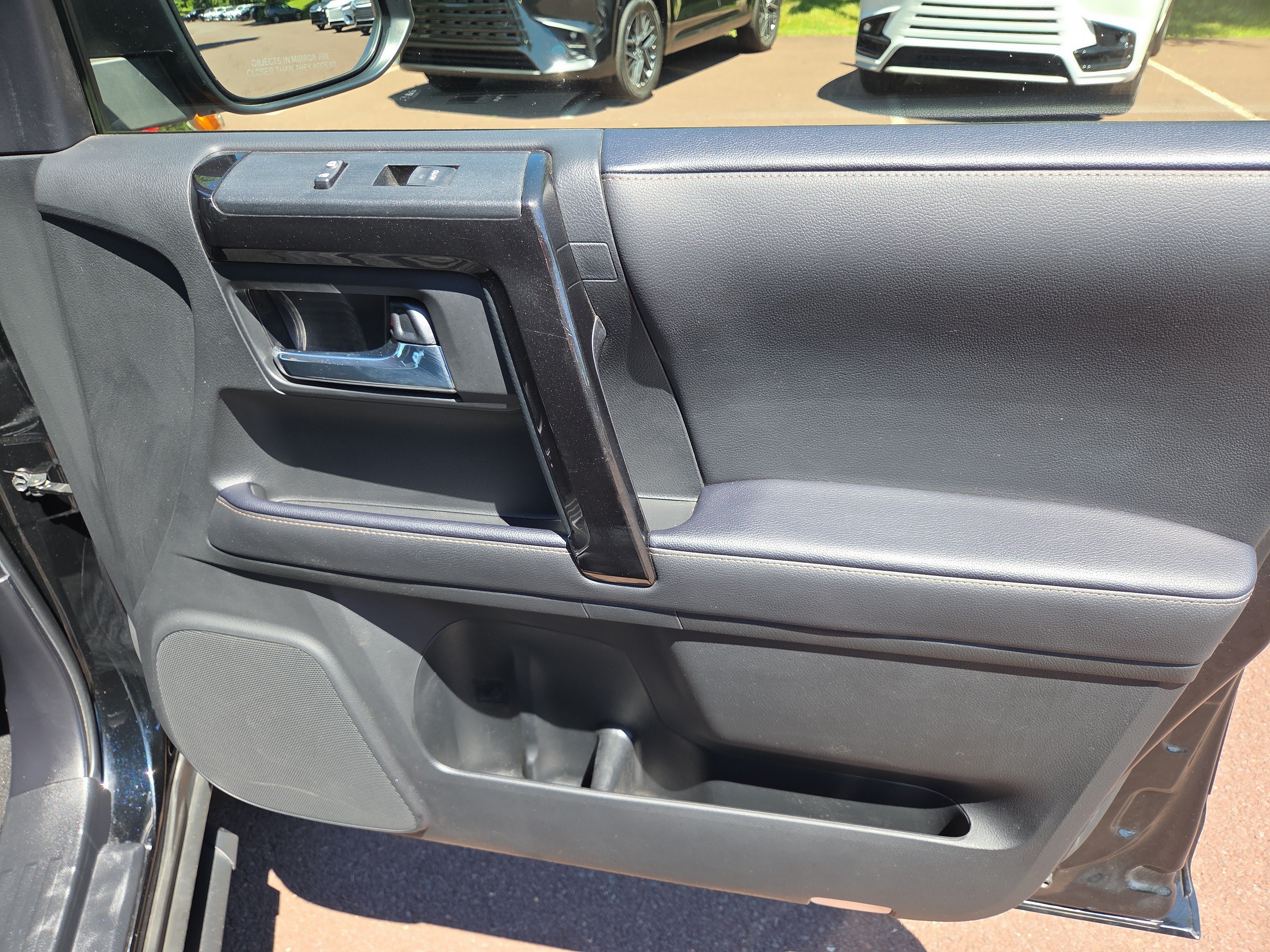 Used 2023 Toyota 4Runner 40th Anniversary SE AWD/4WD image 17