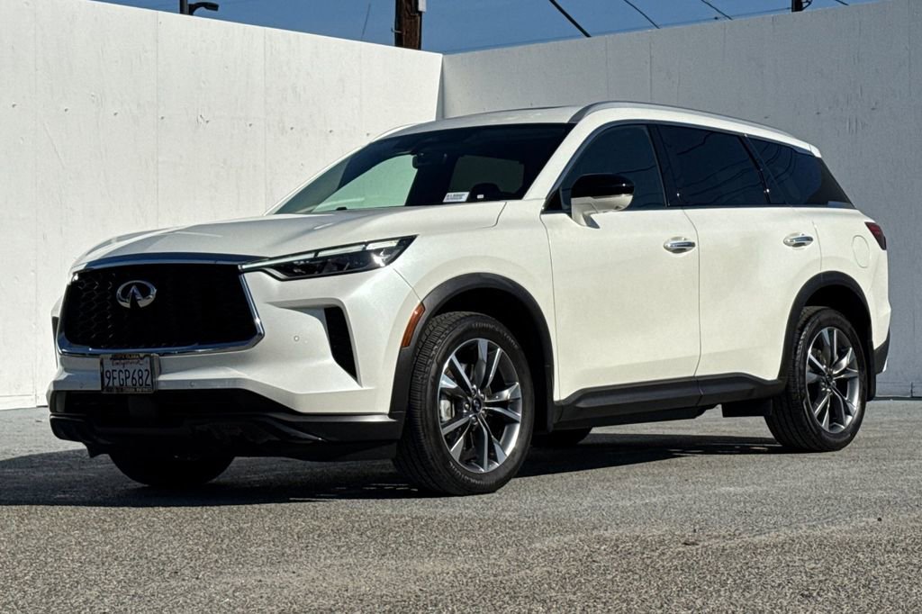 Certified 2023 INFINITI QX60 Luxe w/ Cargo Package image 7