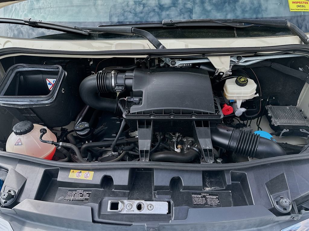 Used 2019 Freightliner Sprinter 144 image 32