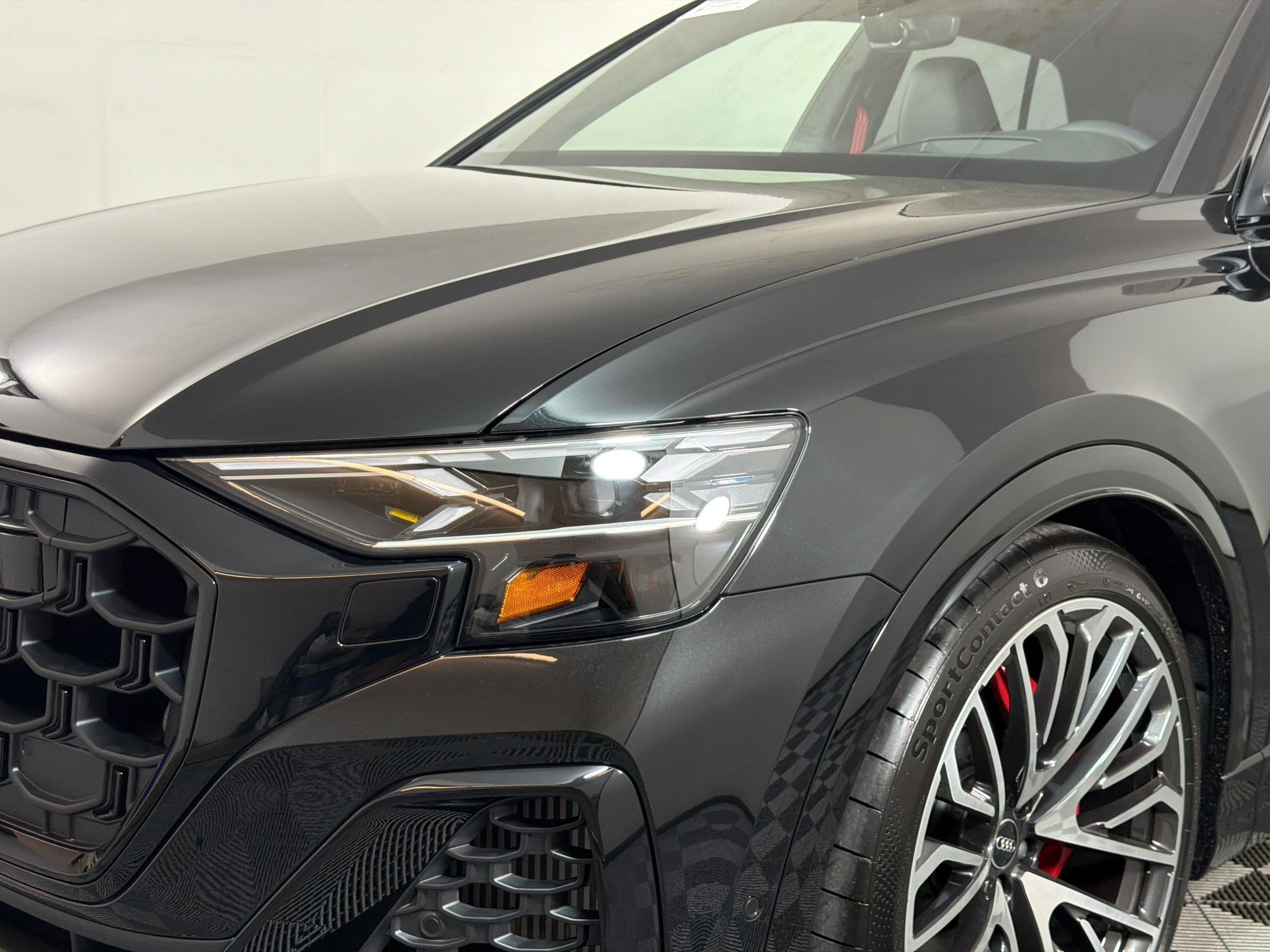 New 2026 Audi SQ8 Prestige AWD/4WD image 10