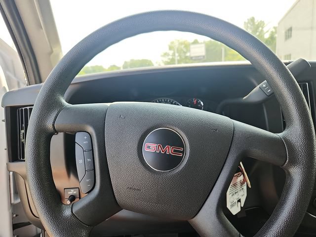 Used 2025 GMC Savana 2500 w/ Driver Convenience Package RWD image 18