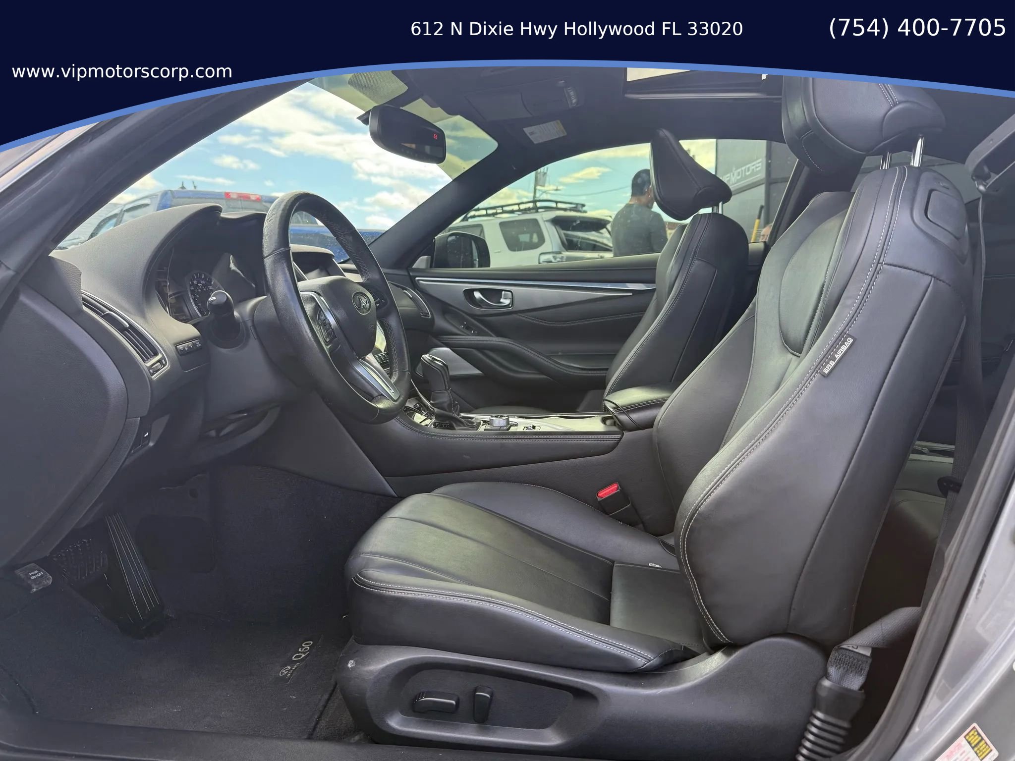 Used 2018 INFINITI Q60 3.0t Luxe RWD image 9