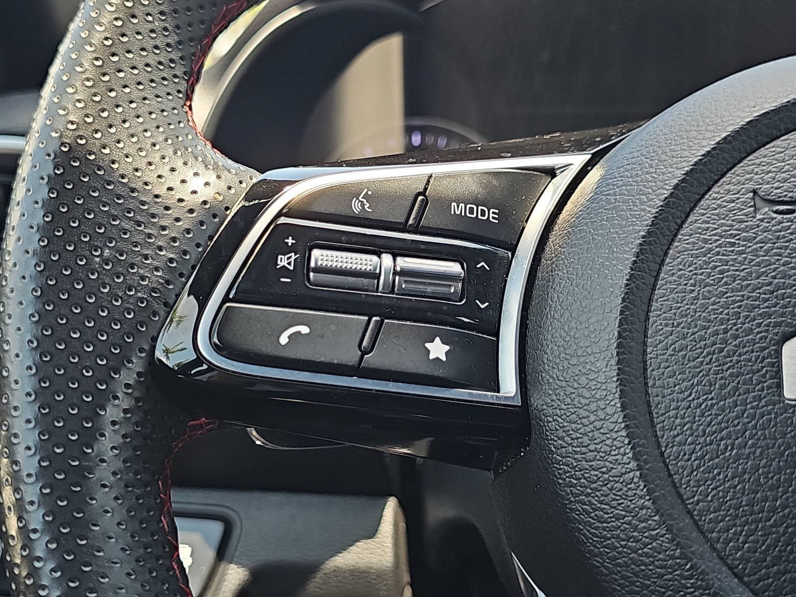Used 2023 Kia Forte GT w/ GT2 Package FWD image 15