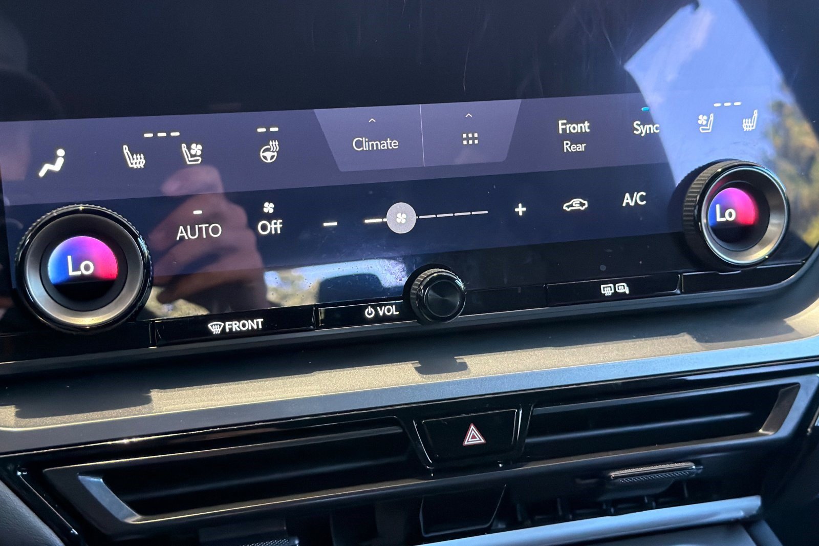 Certified 2025 Lexus TX 500h AWD w/ Technology Package image 28