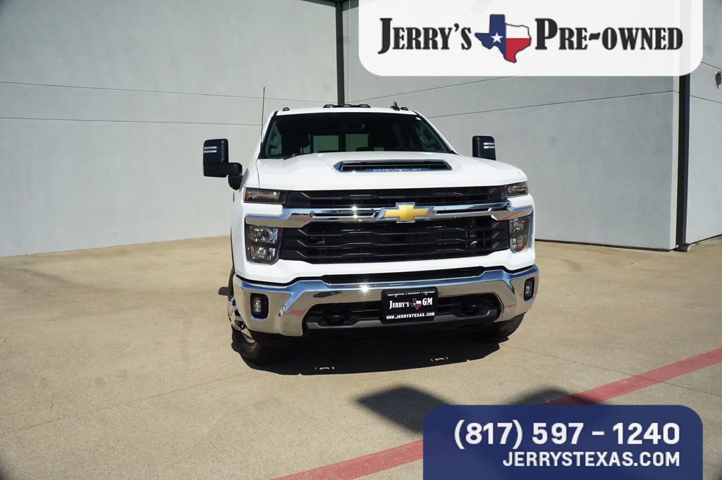 Used 2024 Chevrolet Silverado 3500 LT w/ Texas Edition image 7