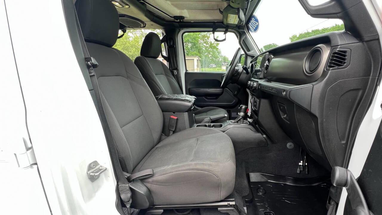 Used 2018 Jeep Wrangler Unlimited Sport image 23