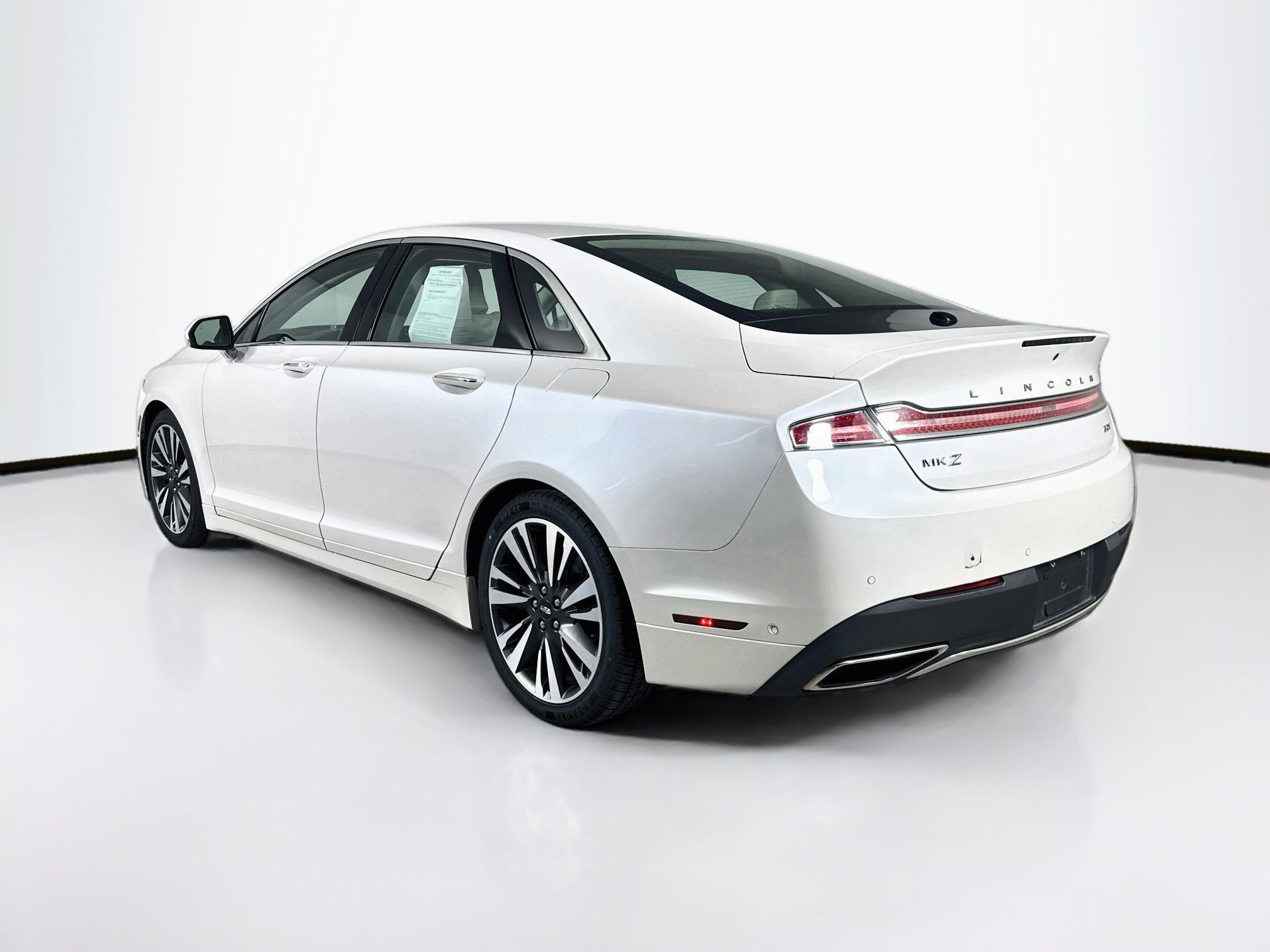 Used 2017 Lincoln MKZ Reserve w/ Technology Package FWD image 31
