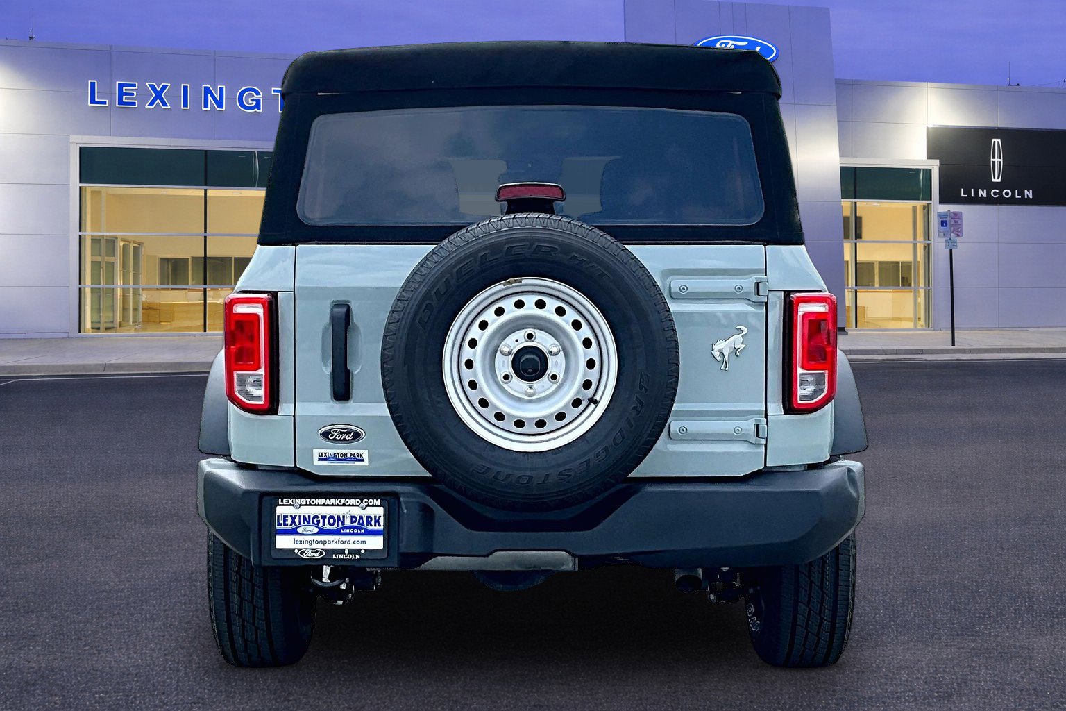 Used 2022 Ford Bronco 4-Door AWD/4WD image 6