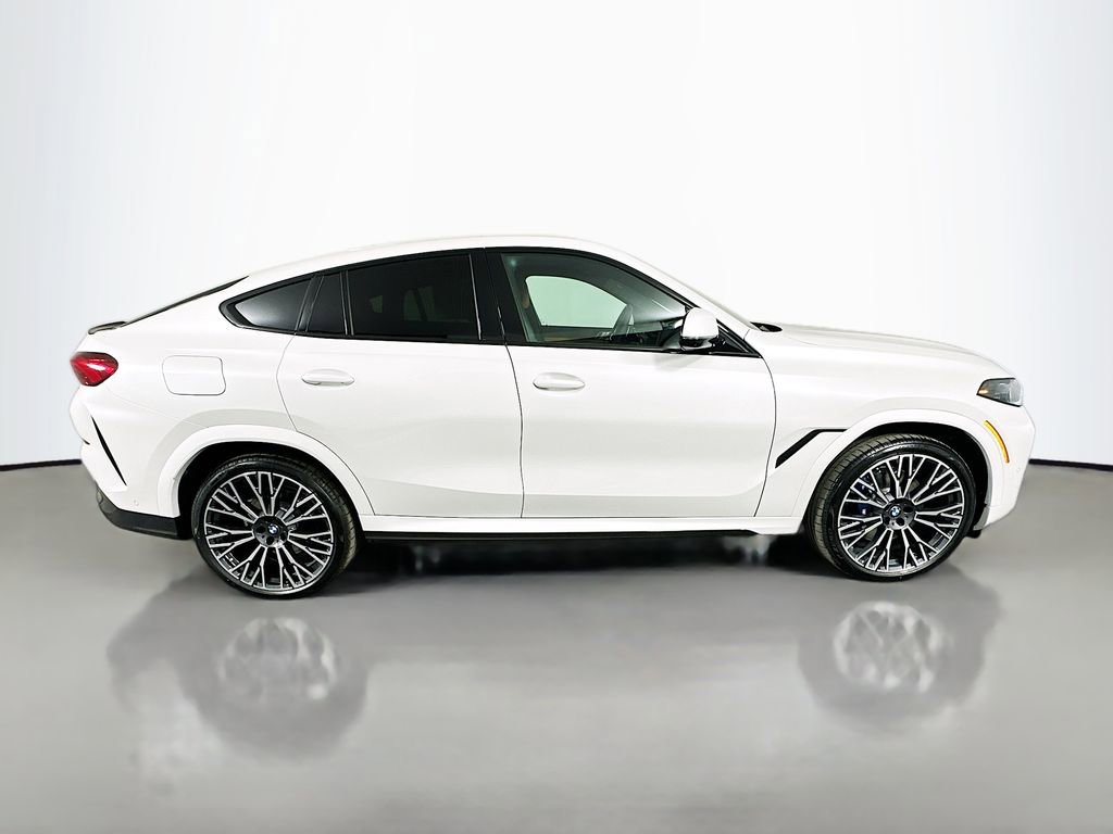 New 2026 BMW X6 xDrive40i image 4