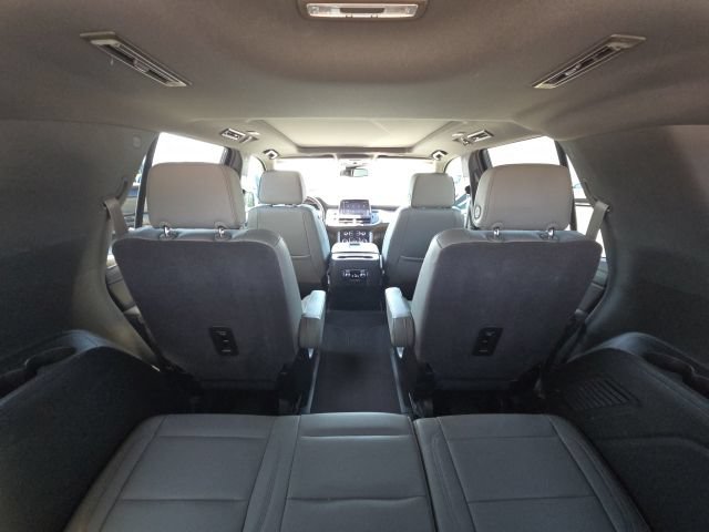 Used 2023 GMC Yukon SLT AWD/4WD image 14