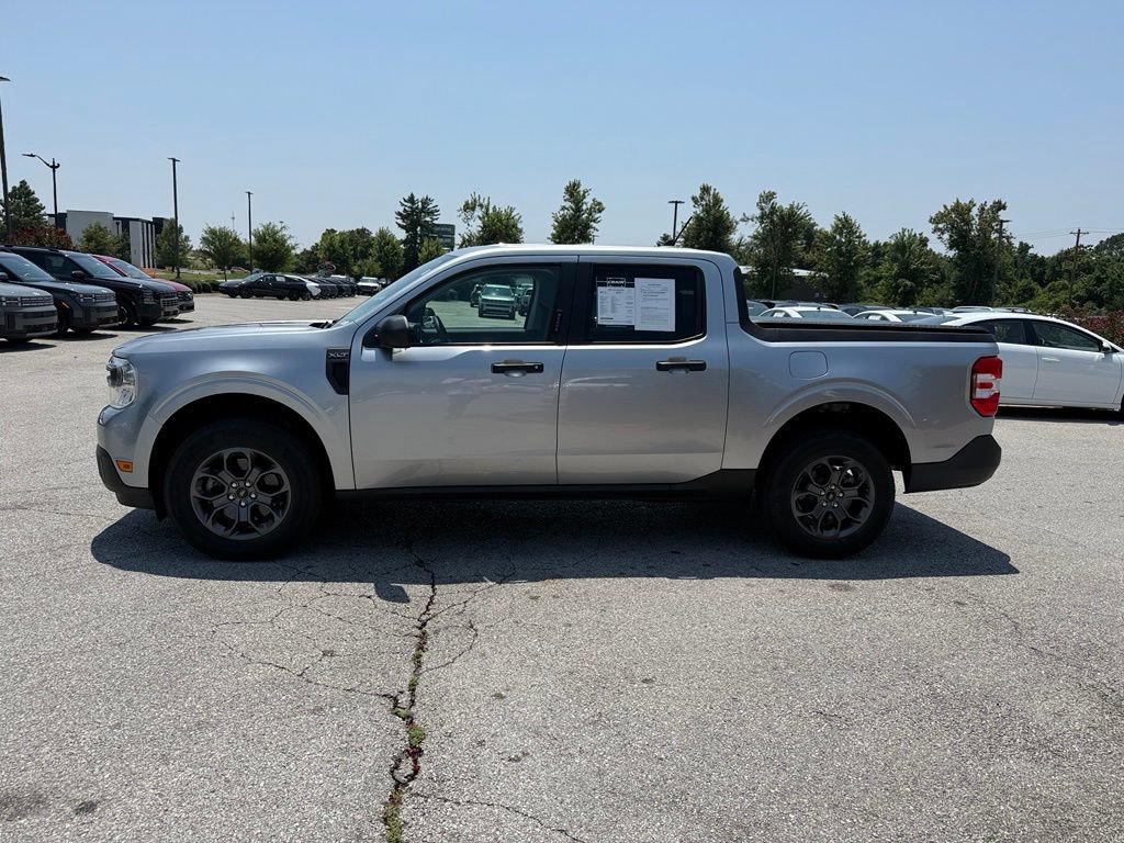 Used 2022 Ford Maverick XLT FWD image 4