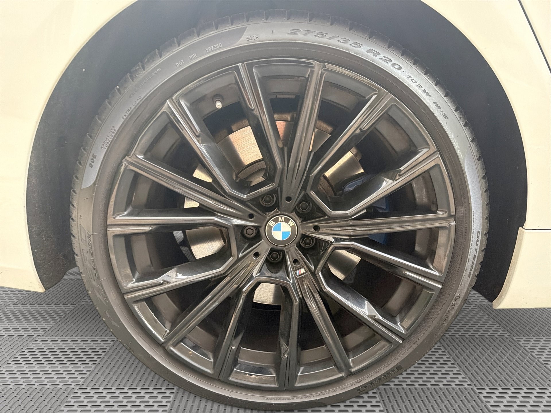 Used 2021 BMW 750i xDrive w/ Executive Package AWD/4WD image 30
