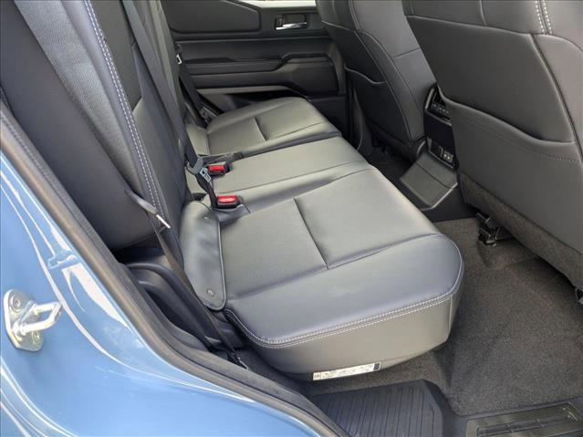 Certified 2024 Toyota Land Cruiser image 18