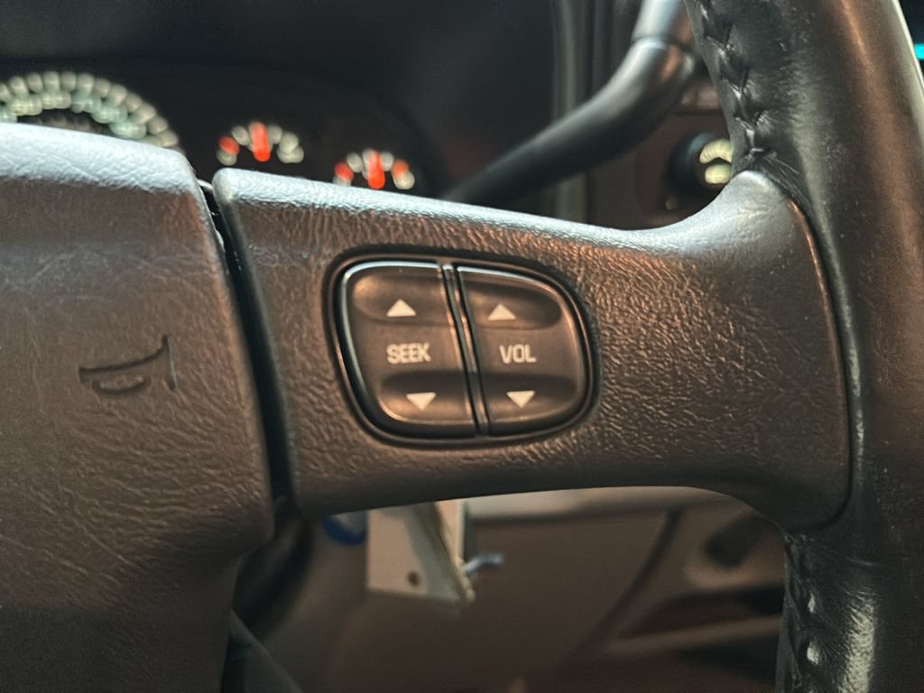Used 2005 Chevrolet Tahoe LS AWD/4WD image 26