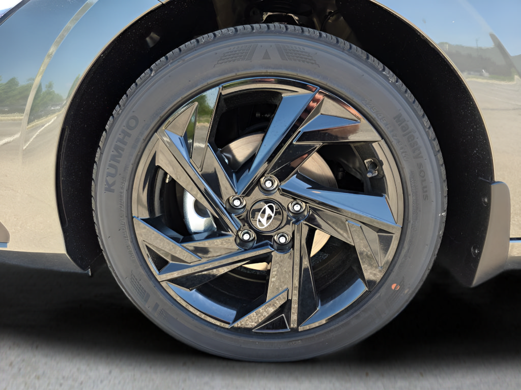 New 2026 Hyundai Elantra Sport FWD image 10