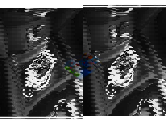 Used 2015 Nissan Rogue S image 19