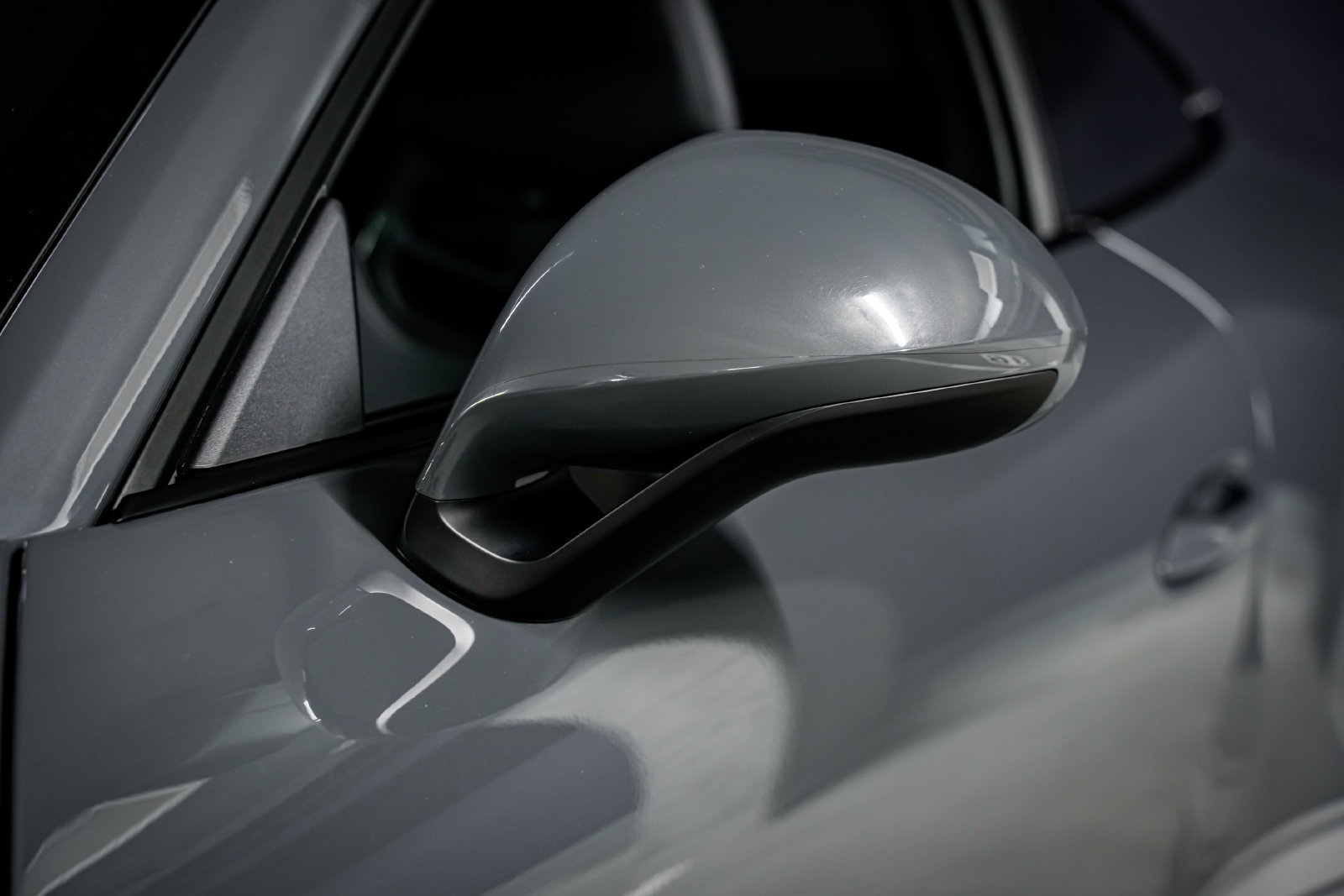 Used 2018 Porsche 911 GT3 RWD image 32