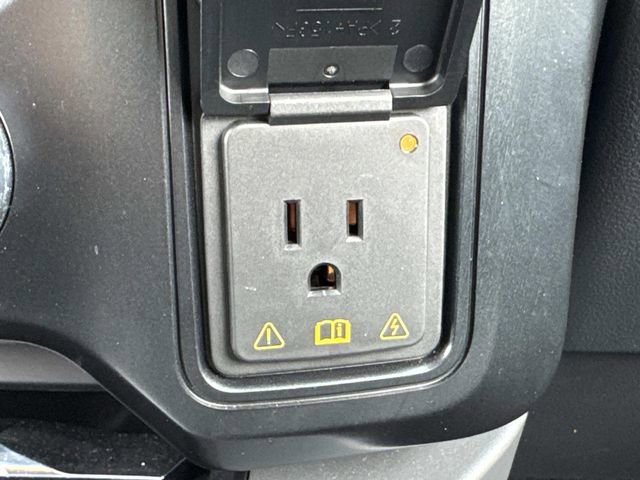 Used 2023 Ford F250 Lariat w/ Lariat Ultimate Package AWD/4WD image 23