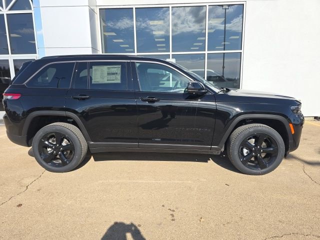 New 2026 Jeep Grand Cherokee Limited image 3