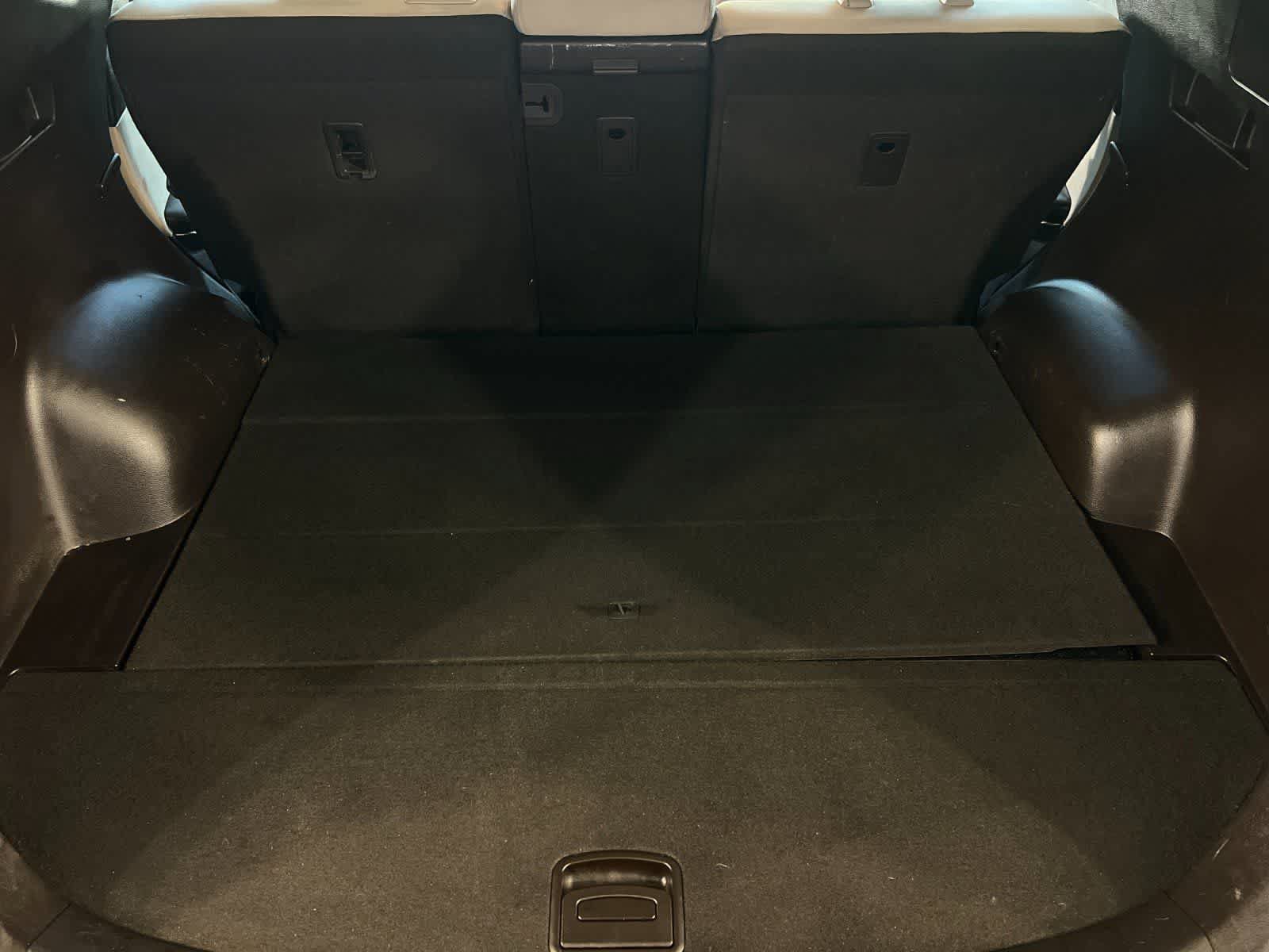 Used 2018 Hyundai Santa Fe Sport w/ 2.4L Value Package 02 FWD image 16