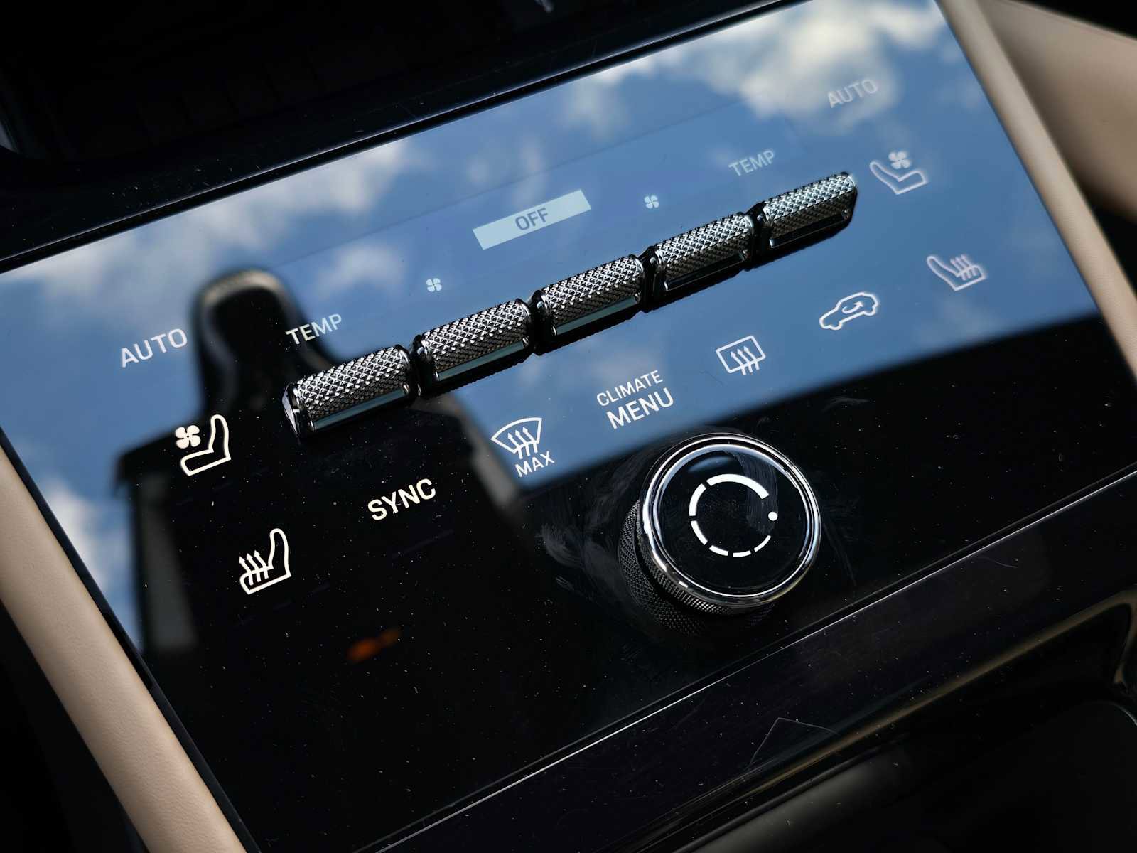 Used 2024 Porsche Cayenne S image 28