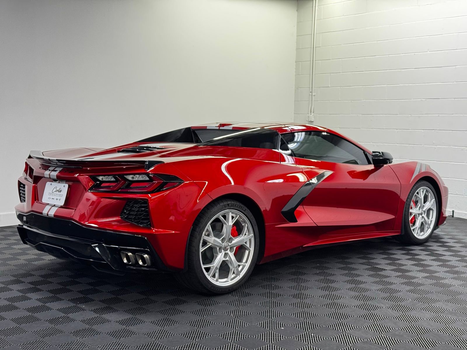 Used 2023 Chevrolet Corvette Stingray Preferred Conv w/ 2LT image 2