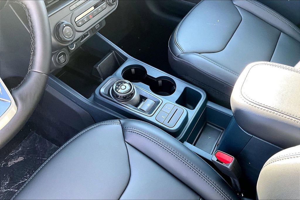 New 2026 Ford Maverick Lariat w/ Black Appearance Package image 8