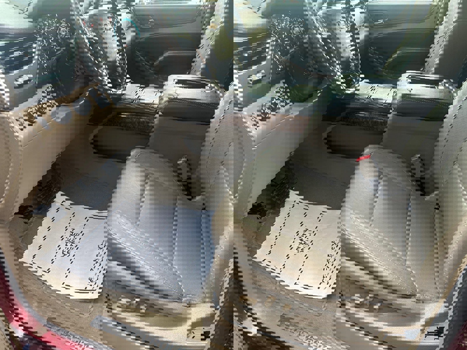 Used 2017 Chevrolet Suburban Premier image 13