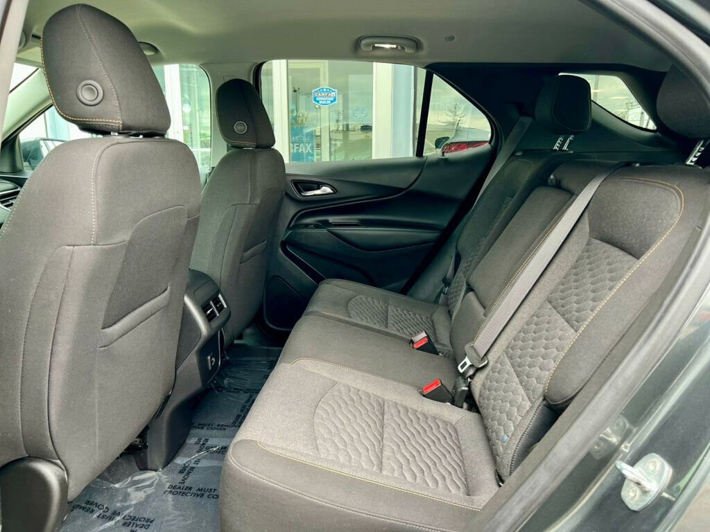 Used 2021 Chevrolet Equinox LT image 17