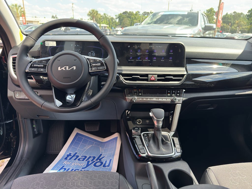 New 2026 Kia Seltos S FWD image 19