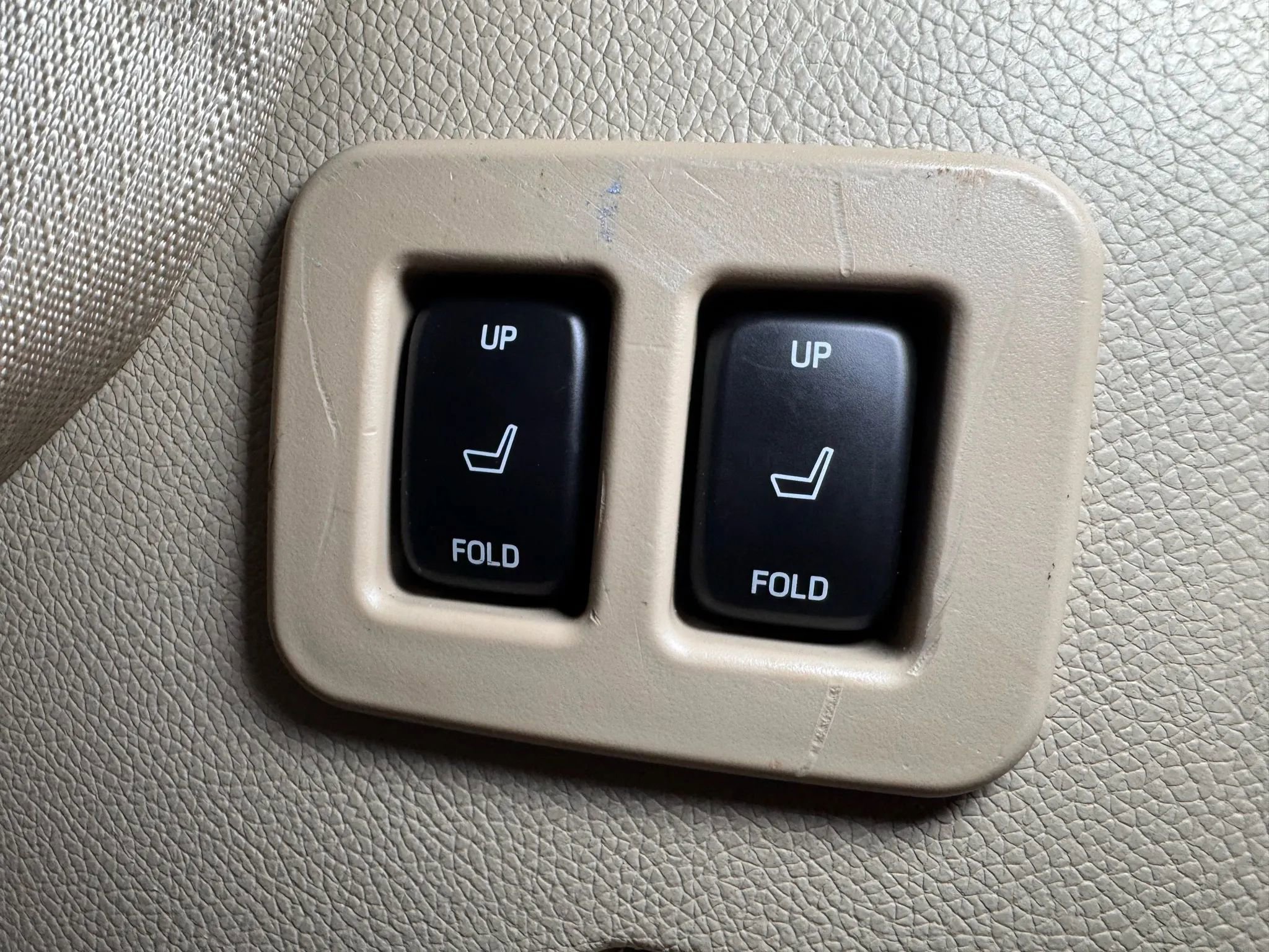 Used 2010 Ford Expedition Eddie Bauer image 22