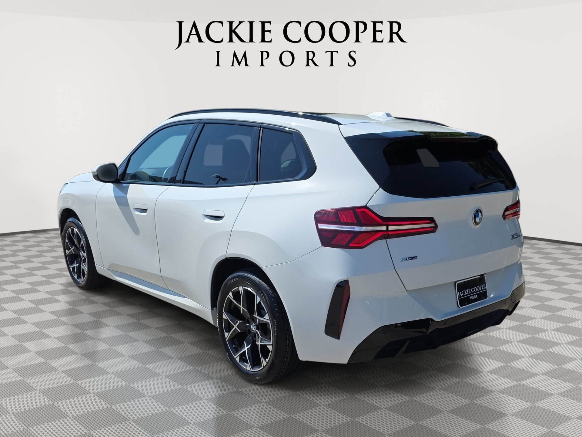 Used 2025 BMW X3 xDrive30i AWD/4WD image 7