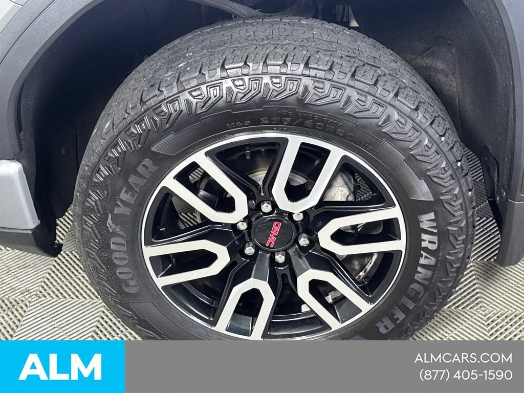 Used 2024 GMC Sierra 1500 AT4 w/ Technology Package AWD/4WD image 14