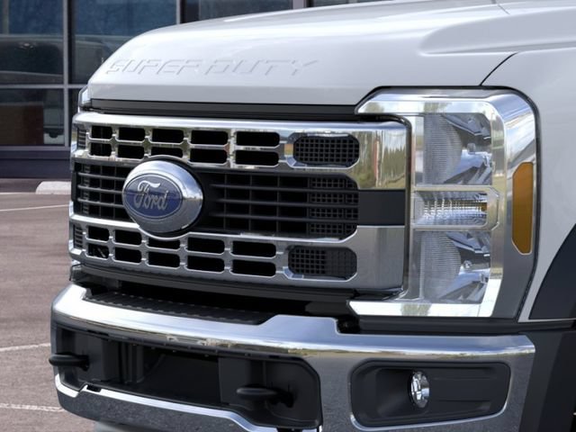 New 2026 Ford F550 Luxury RWD image 17