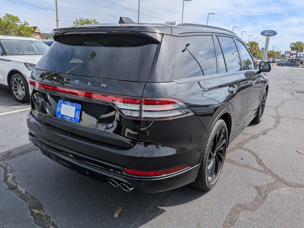 New 2026 Lincoln Aviator Reserve w/ Jet Appearance Package RWD image 4