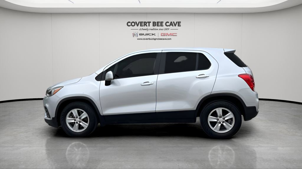 Certified 2020 Chevrolet Trax LS w/ Tint and Cruise Package image 5