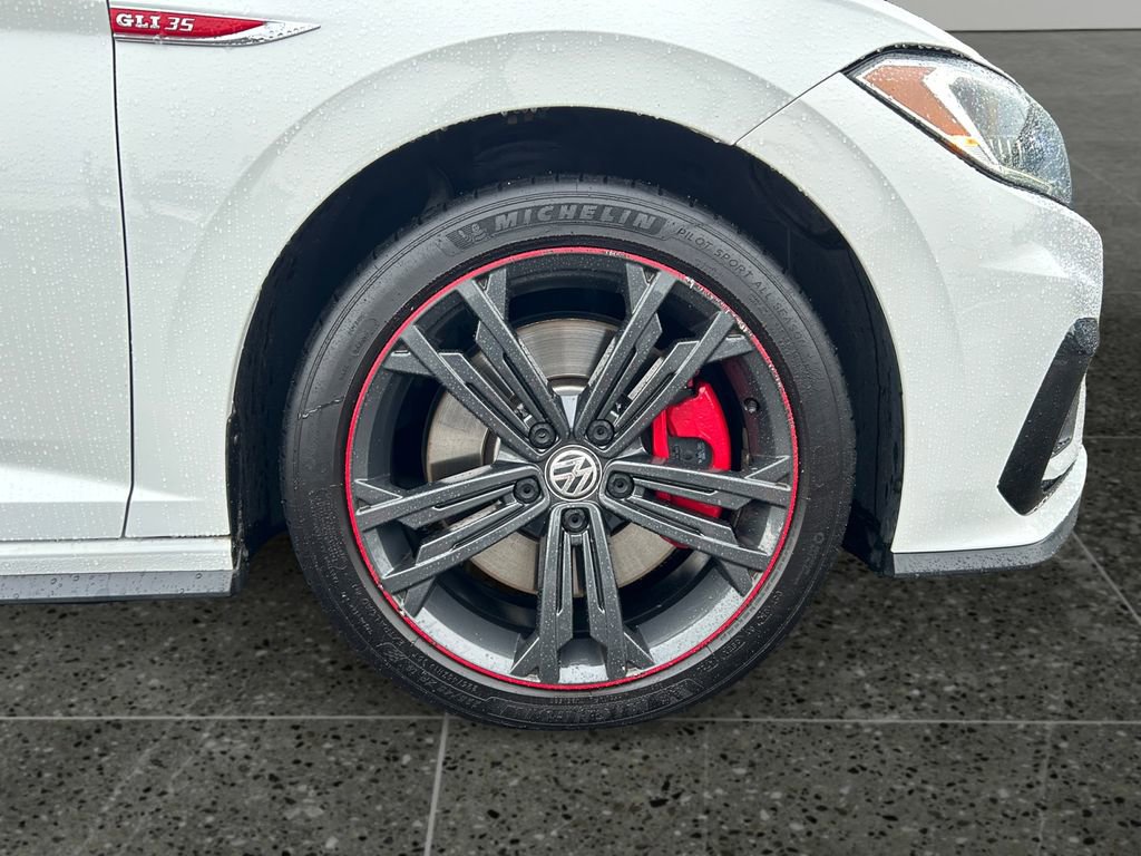 Used 2019 Volkswagen Jetta GLI image 9