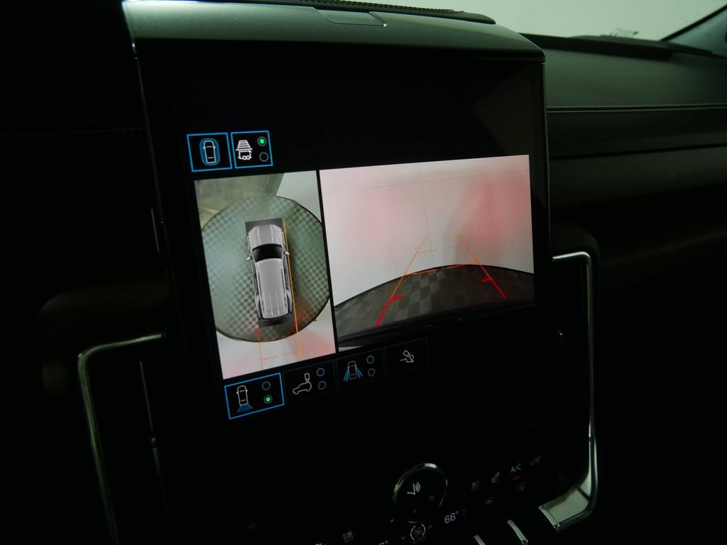 Used 2025 GMC Yukon Denali Ultimate AWD/4WD image 31