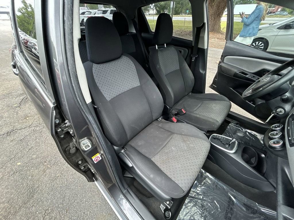 Used 2017 Toyota Yaris L FWD image 19