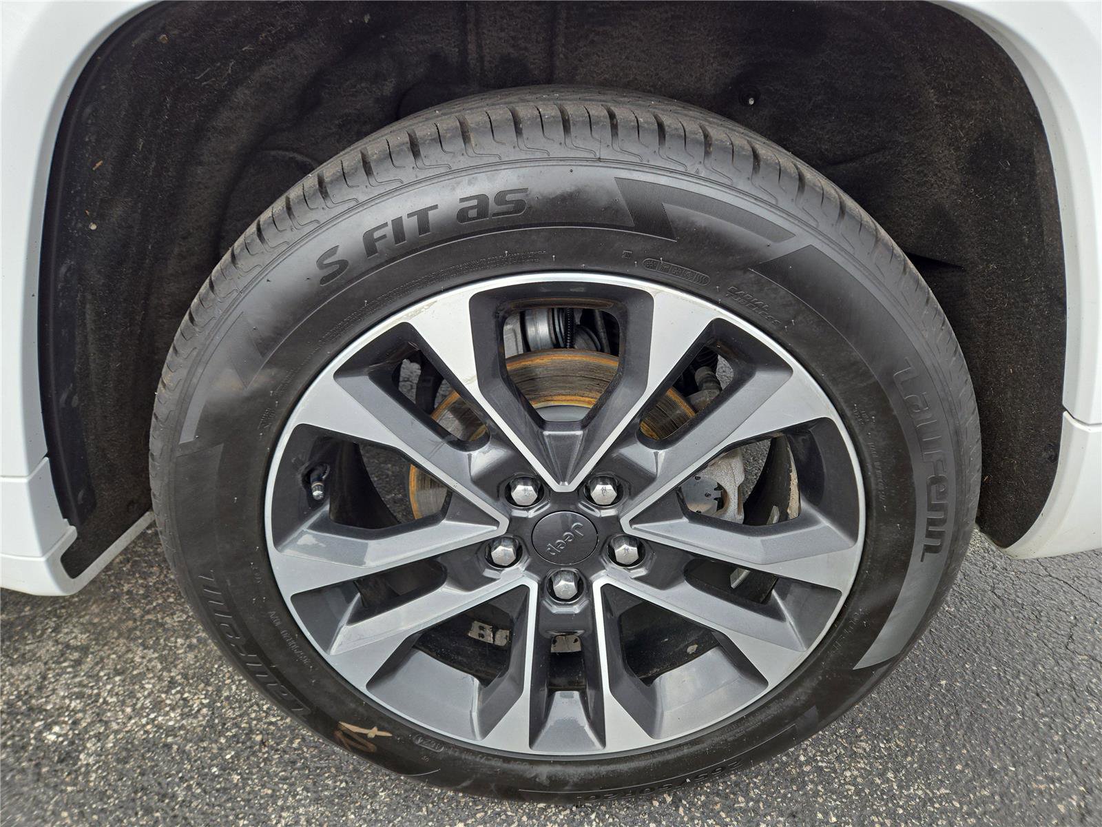 Used 2022 Jeep Grand Cherokee Overland w/ Luxury Tech Group IV image 27