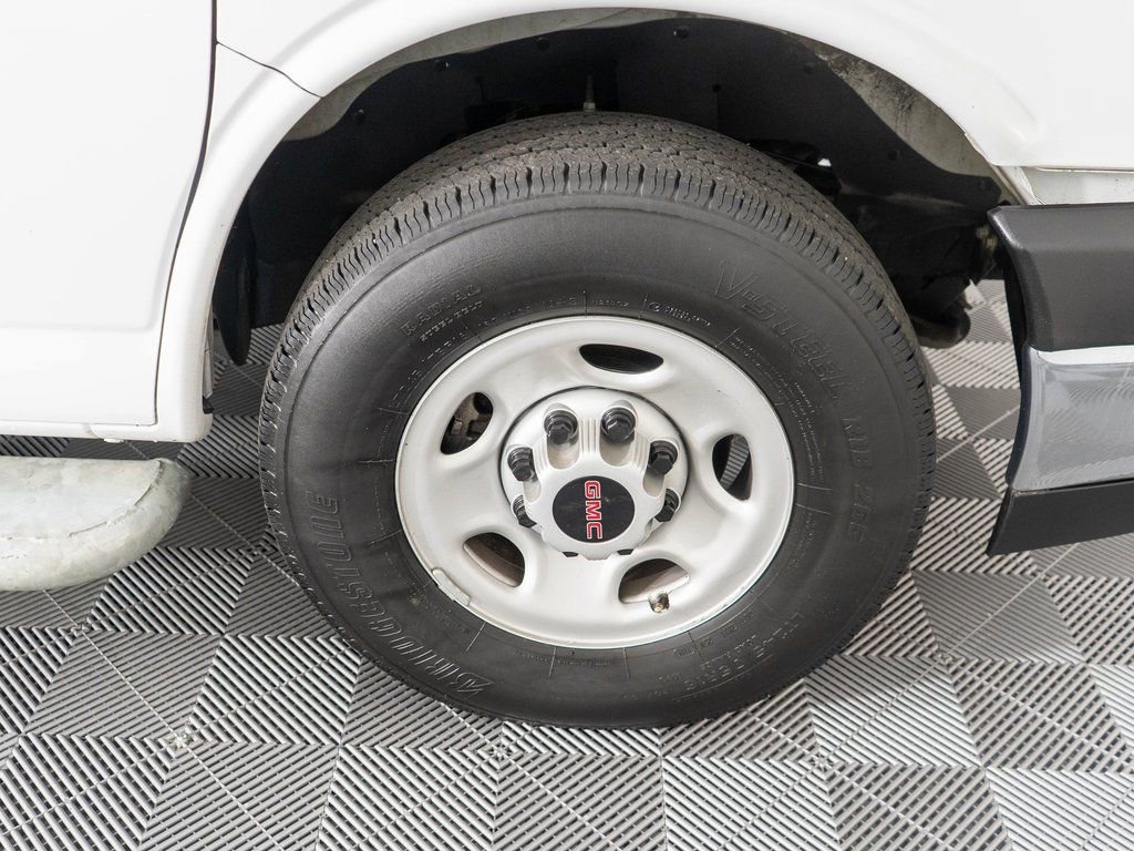 Used 2024 GMC Savana 2500 w/ Driver Convenience Package image 26