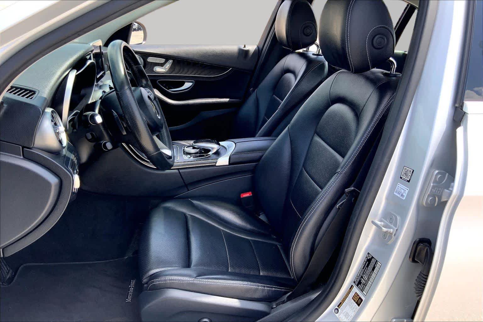 Used 2015 Mercedes-Benz C 300 4MATIC Sedan image 8