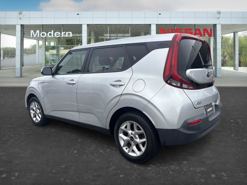 Used 2020 Kia Soul S FWD image 3
