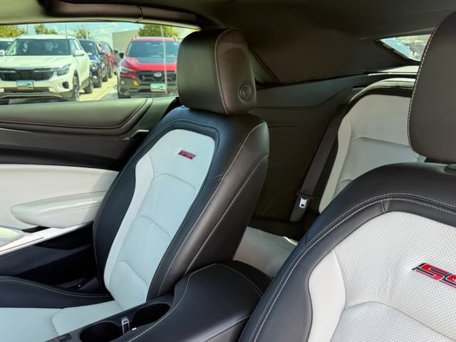 Used 2022 Chevrolet Camaro SS RWD image 14