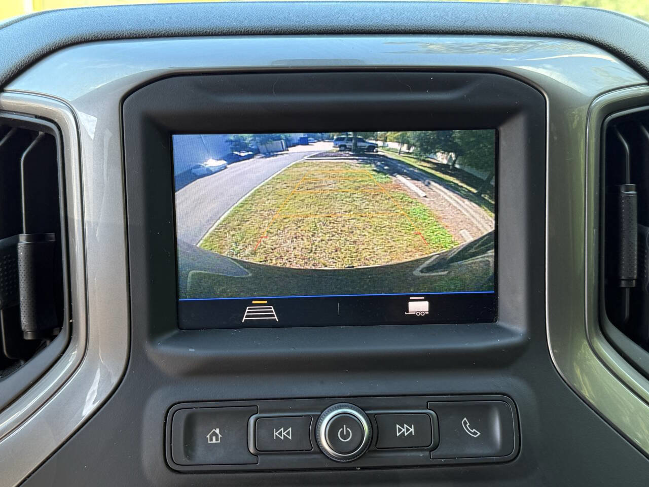 Used 2021 Chevrolet Silverado 1500 Custom image 18